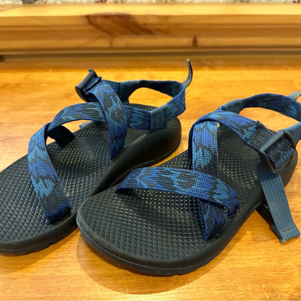 Chacos Z/1 Cloud sandals — kids — like new!
